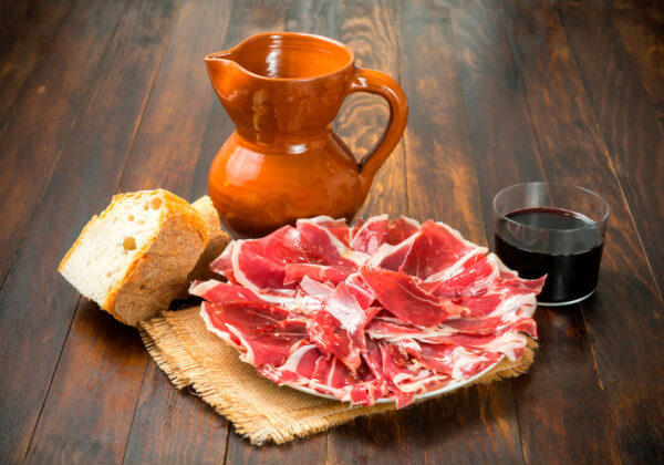 Taller-cata de jamón ibérico y sus maridajes | 31 mayo 2025 | 18:00-20:00